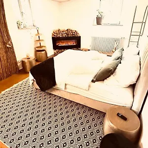 Apartment Privatzimmer, Geteiltes Bad Und Toilette, Würzburg